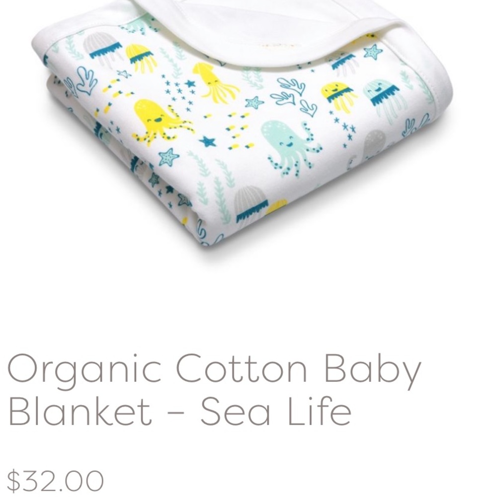 Apple Park organic sea life blanket